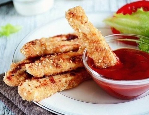 хрустящие палочки из курицы хрустящие палочки из курицы