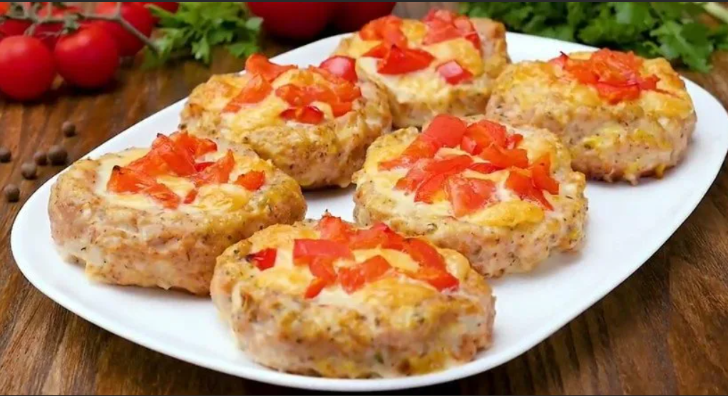 гнезда с моцареллой и томатами (дом. п/ф)